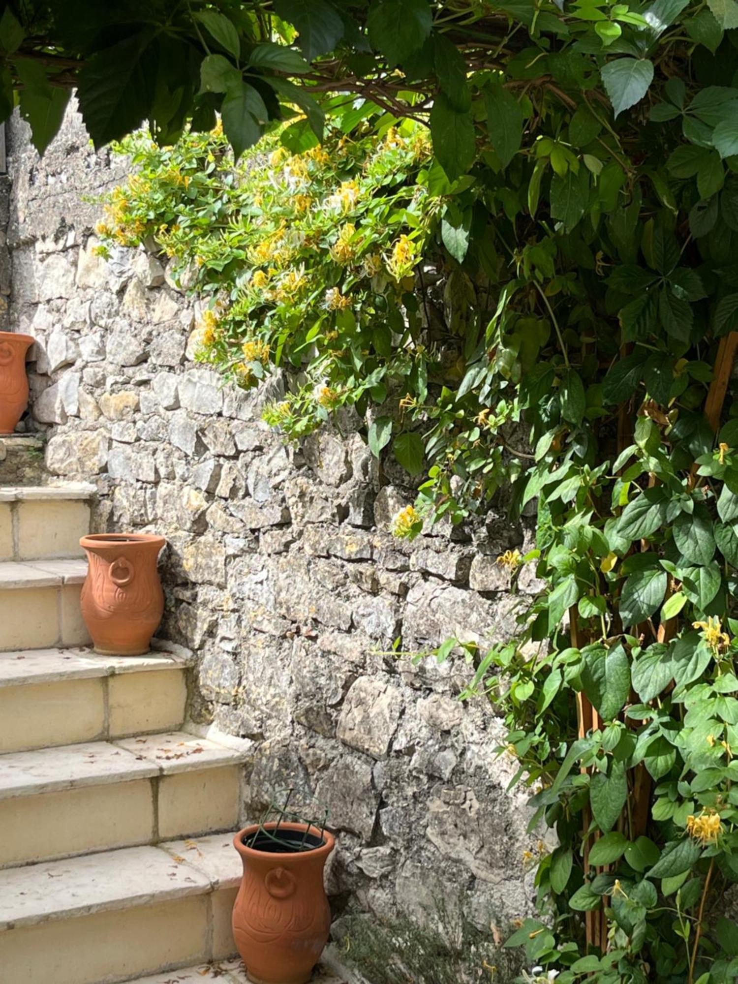 Chambre De Cottage Moulezan Exterior photo